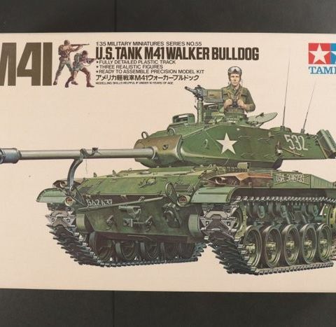 Tamiya - Modell av militært kjøretøy - U.S. TANK M41 WALKER BULLDOG Model kit 1/