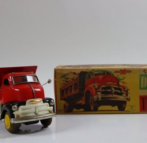 Toy Nomura  - Tinnleke - Japanese Tinplate Dump Truck (Chevrolet), Boxed - Japan