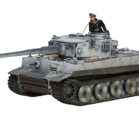 King & Country - World War II - Waffen SS - Statue - WS220 “The Winter Tiger1” -