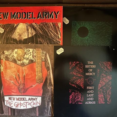 The Sisters of Mercy  New Model Army - Flere artiser - 2 x albums + 2 x 12" Maxi