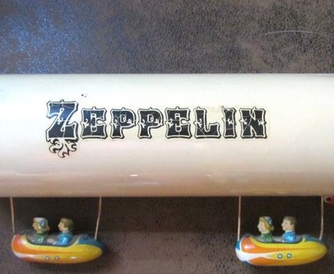 Tucher & Walther  - Tinnleke - Tinplate Zeppelin Toy, Unboxed - Tyskland