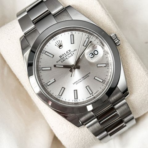 ROLEX DATEJUST 41MM/SØLV SKIVE