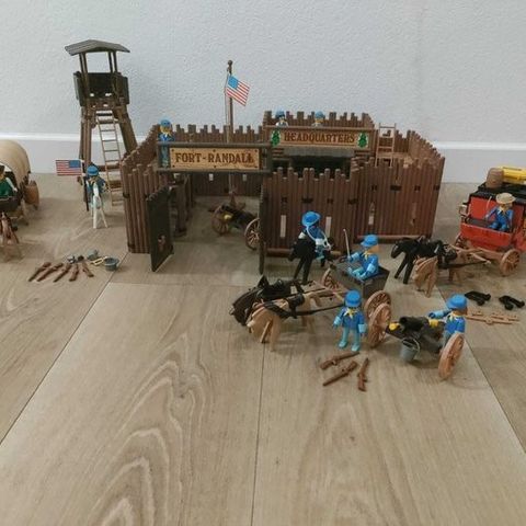 Playmobil - Western Fort Randall - Playmobil 3419, 3244, 3278 & 3245 - 1970–1980