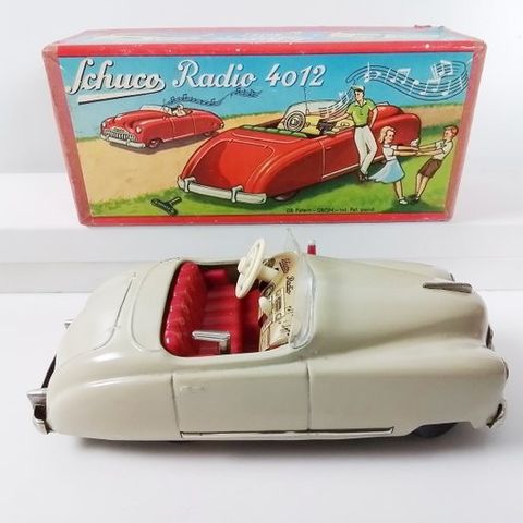 Schuco  - Tinnleke - Schuco Radio 4012 Tinplate & Clockwork Car, Boxed - 1950–19