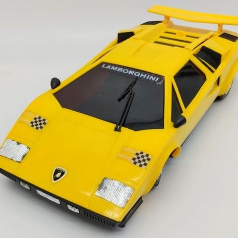 Statue - Lamborghini Countach LP500 Computer Control - Plast