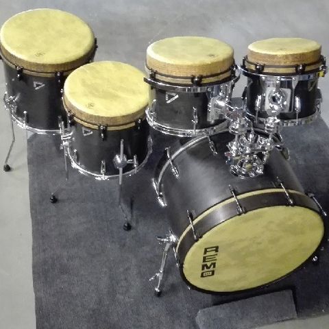 Remo Mondo trommesett 10", 12", 14", 16" & 22"