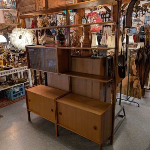 Retro teak gulvstående hylle norsk design