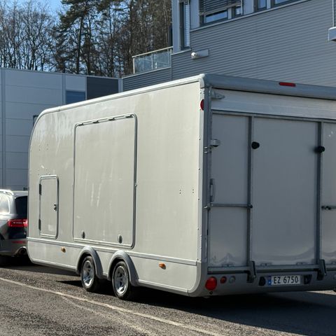 Annonsebilde