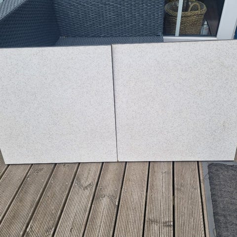 Annonsebilde