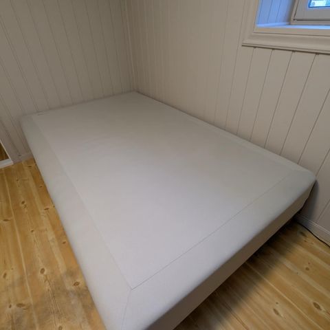 Annonsebilde
