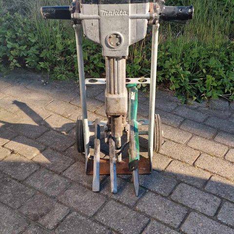 Annonsebilde