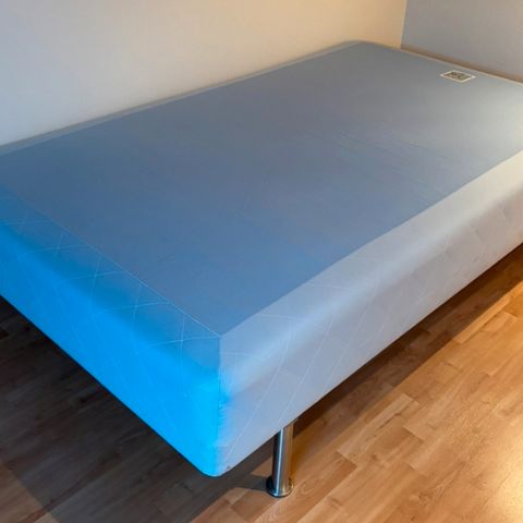 Annonsebilde