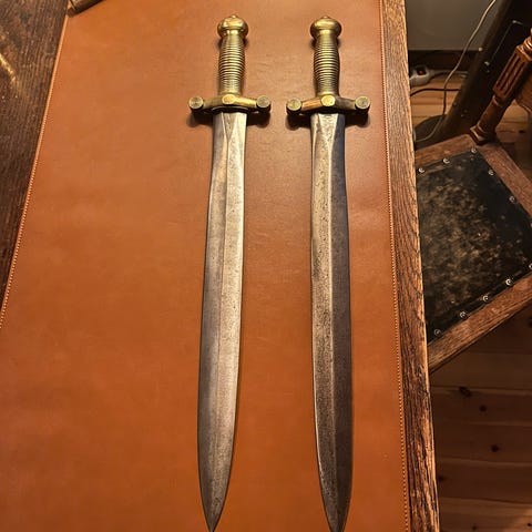 Antikke Sverd Til Salgs