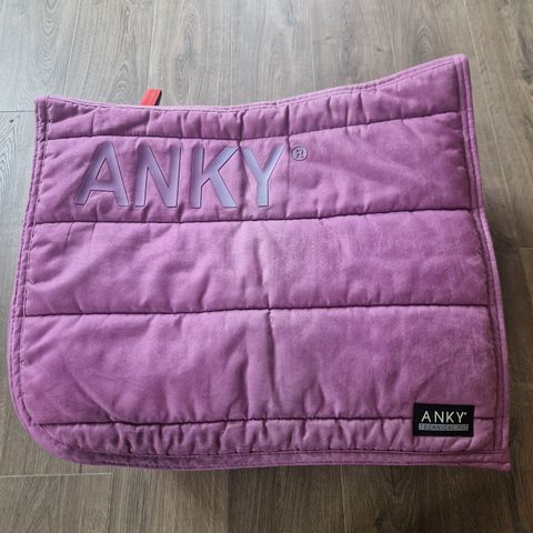 Annonsebilde