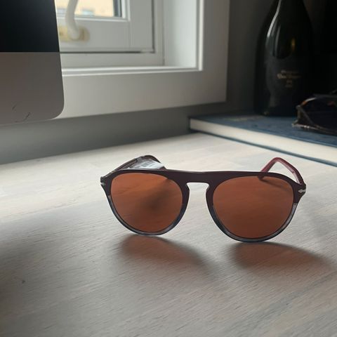 Annonsebilde