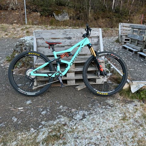 Annonsebilde