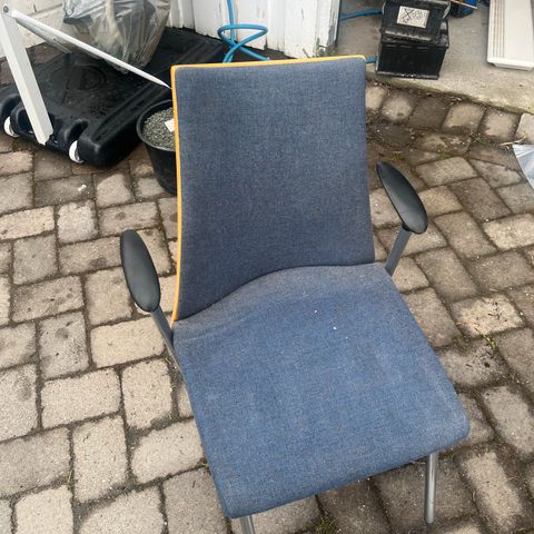 Annonsebilde