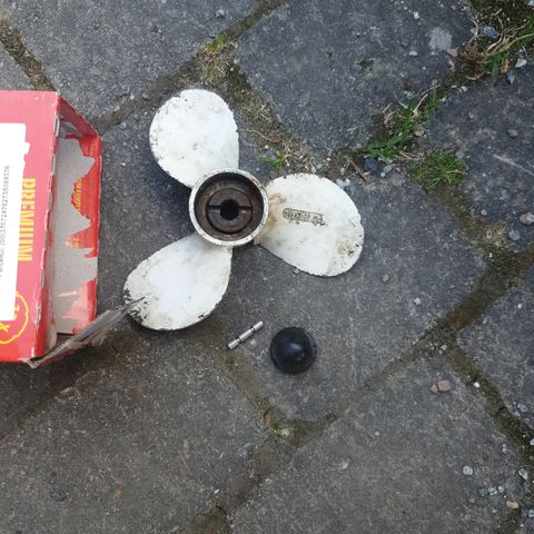 Annonsebilde