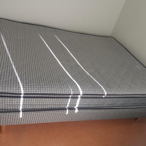 Annonsebilde