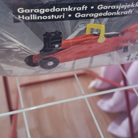 Annonsebilde