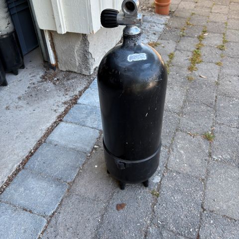 Annonsebilde
