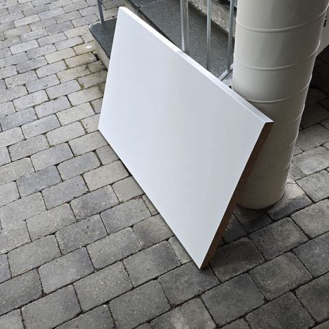 Annonsebilde