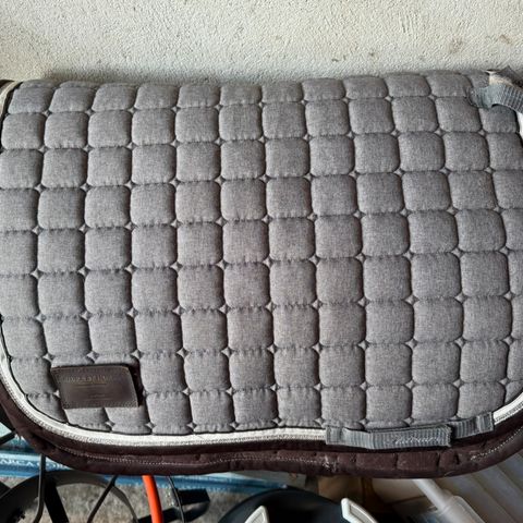 Annonsebilde