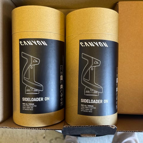 Canyon　GP0376-01　SpeedmaxTriBottleHolder Canyon Speedmax Seat Post Bottle Adapter | CANYON BR