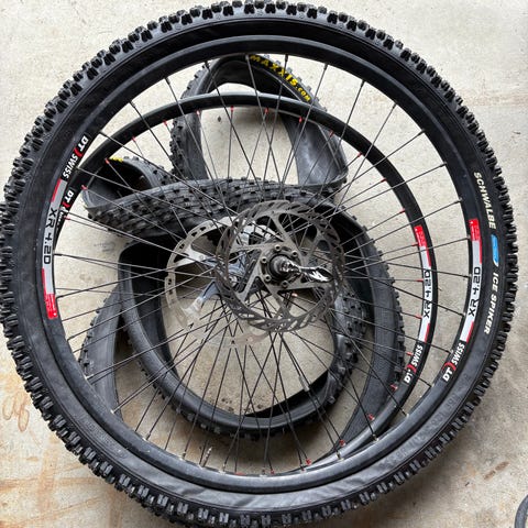 Paire De Roues VTT Shimano Deore XT 26 Pouces, Jantes Araya RM-20, Rétro