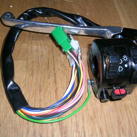 Highway pegs .nye | FINN.no USB lader til Motorsykkelmoped med knapp | FINN.no