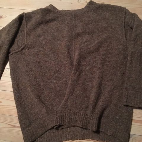 Acne Dramatic Mohair | FINN.no Nydelig olivgrønn allværsjakke fra Sierramerkeklær | FINN.no