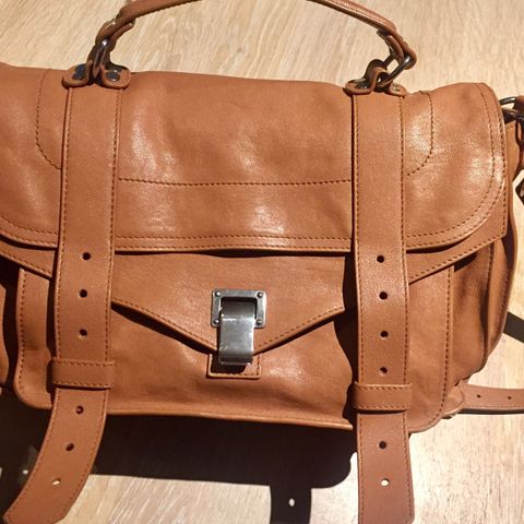Nytt og brukt annonser med søkeordet Proenza Schouler Proenza Schouler PS1 Pouch veske | FINN.no