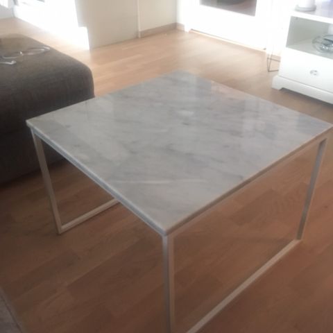 Ny Pris Como 60x60 Sofabord Fra Bolia I Hvit Carrara Marmor Finn No Bolia Como Sofabord Marmor