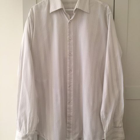 Zara hvit herre skjorte | FINN.no Skjorte til herre fra Zara str. 42 | FINN.no