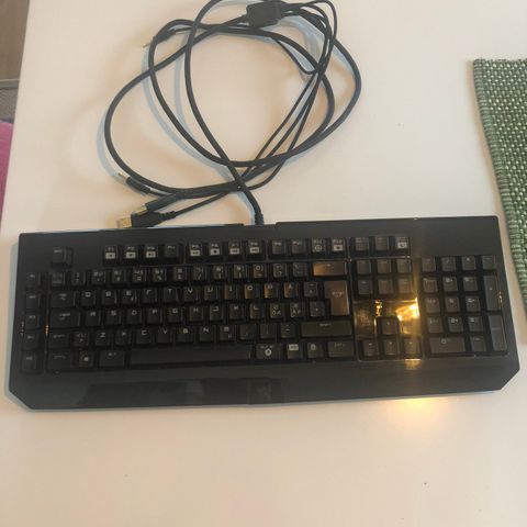 Razer Huntsman RGB ypperlig gaming tastatur! | FINN.no Razer Huntsman RGB ypperlig gaming tastatur! | FINN.no