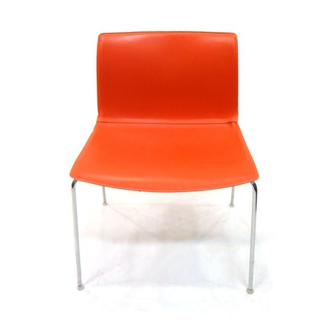 6 stk. Danerka Avanti stol, SH:64 cm BRUKTE KONTORMØBLER Danerka Avanti stol (Rødoransje) – Scandinavian Office as