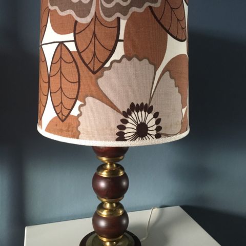 Retro lampe fra Arnold Wiig | FINN.no Bordlampe Arnold Wiig | FINN.no