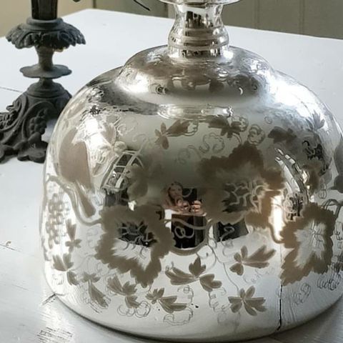Bordlamper. Kongelig Dansk. Røyal Copenhagen. Lysekrone Bordlamper. Kongelig Dansk. Røyal Copenhagen. Lysekrone