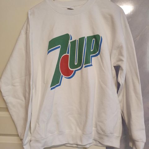 Originals hettegenser selges | FINN.no Ny 7up genser | FINN.no
