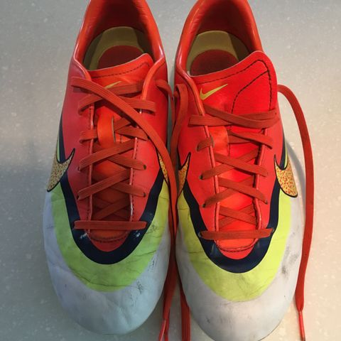 Nike Mercurial fotballsko str. 40,5 | FINN.no Nike Mercurial fotballsko str. 40,5 | FINN.no