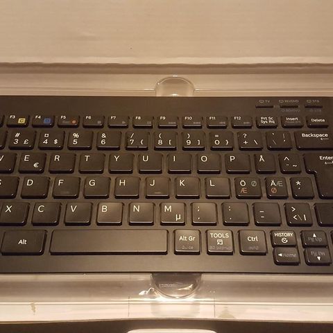 Trådløst tastatur til Samsung smart tv | FINN.no Tastatur Samsung smart TV | FINN.no