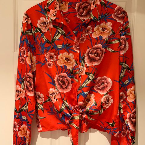 Kimono | FINN.no Ubrukt kimono løs jakke fra Lindex | FINN.no