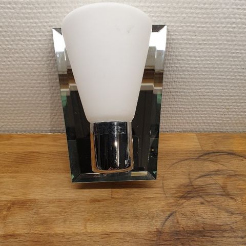 Fabbian CubettoIcecube vegglampe 2 stk | FINN.no Fabbian cubetto vegglampe | FINN.no