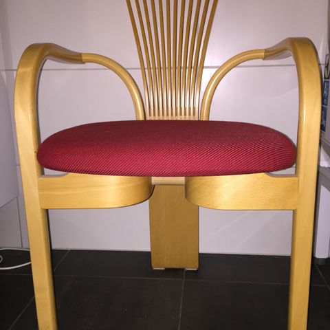 Meget sjelden Totem Spisestue Postmodernisme Desing Møbler Meget sjelden Totem Spisestue Postmodernisme Desing Møbler