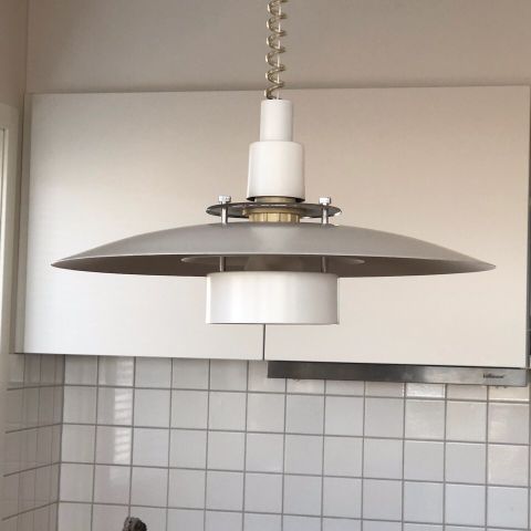 Hersdal Retro lampe pris til fredag 16.10.20 | FINN.no Hersdal Retro lampe pris til fredag 16.10.20 | FINN.no