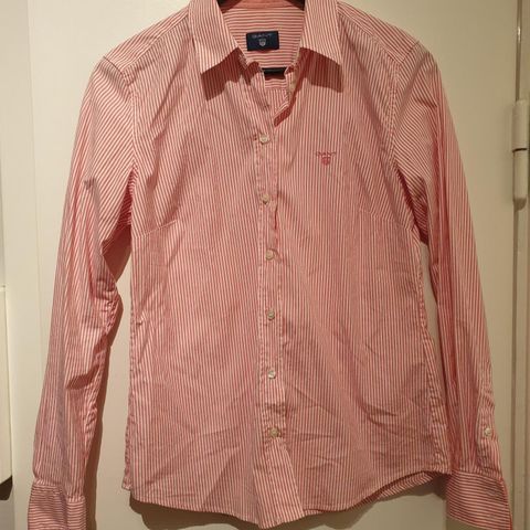 Abercrombie & Fitch skjorte rosa striper str XS | FINN.no Gant Rosa Stripete Skjorte | FINN.no