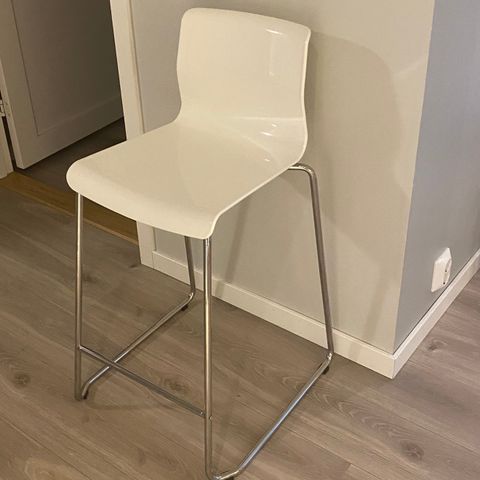 Glenn barstoler | FINN.no IKEA barstoler Ingemar sort 4stk | FINN.no