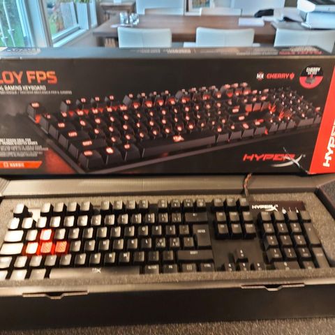 Steelseries apex raw | FINN.no STEELSERIES APEX RAW GAMING TASTATUR Power.no