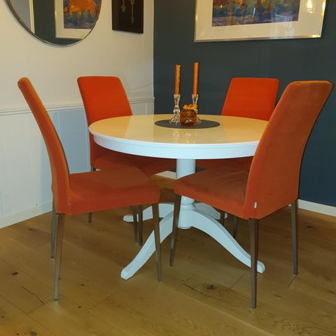 Ikea Ingatorp spisebord (svart) | FINN.no IKEA INGATORP rundt spisebord | FINN.no