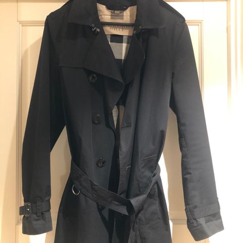 Thomas Burberry trenchjakke beige | FINN.no Thomas Burberry trenchjakke beige | FINN.no